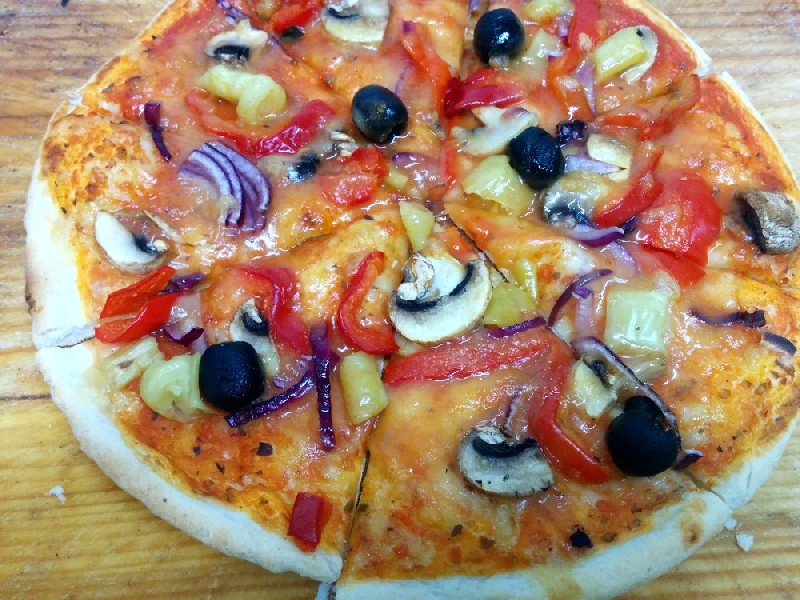 Helmut's Pizza