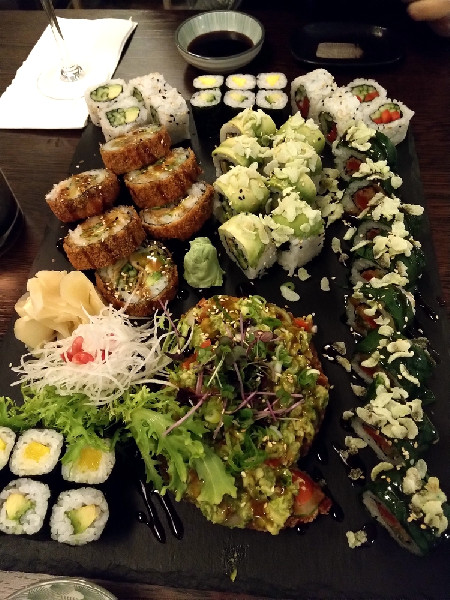 Xinh Sushi