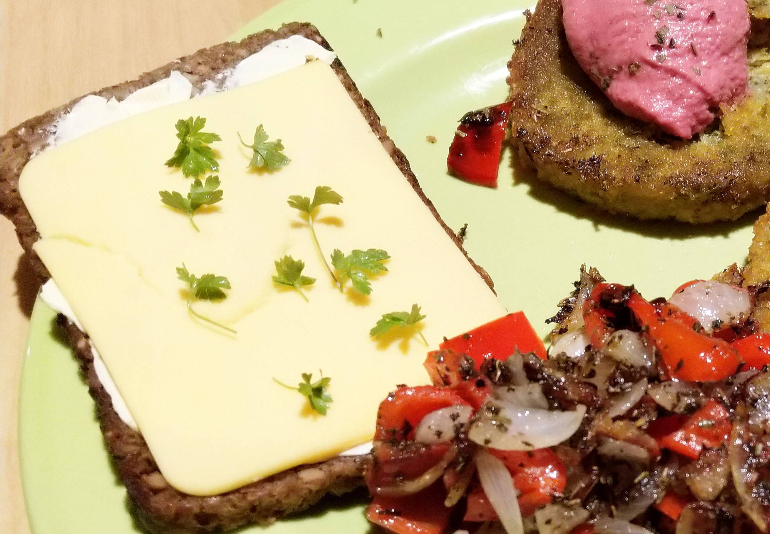 Veganer Käse selbst gemacht – eine Rezepte-Sammlung
